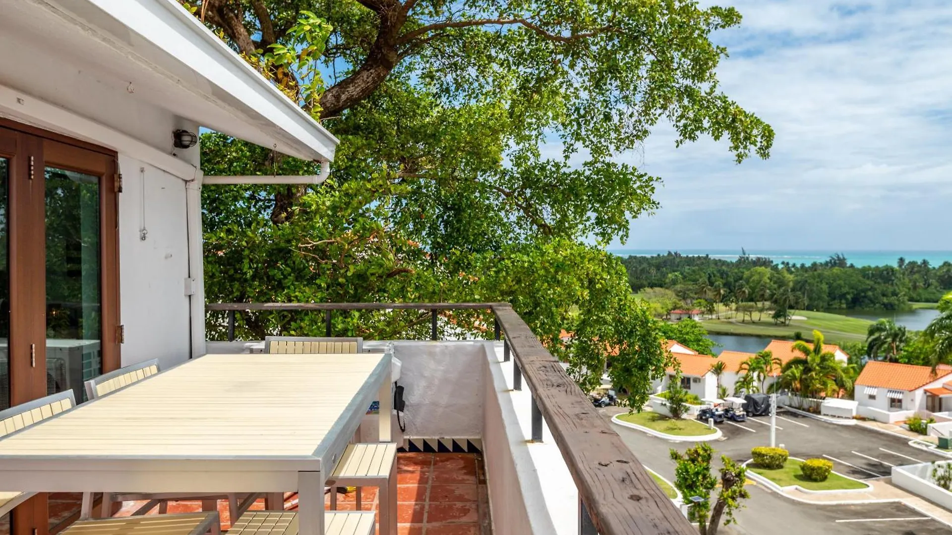 Villa Rio Mar Retreat En Stunning Oceanview Near El Yunque à Río Grande